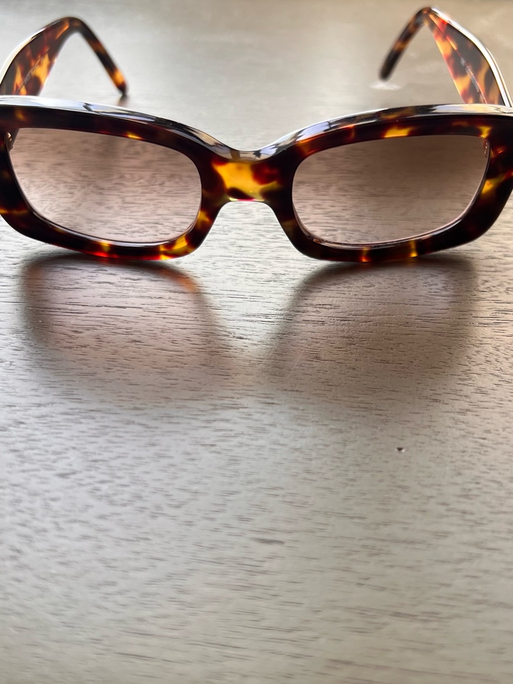 Gucci Tortoiseshell Rectangular Sunglasses - Brown/Amber